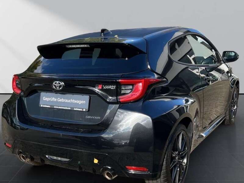 Usata Toyota Yaris 261 CV (191 kW) 2021 Nero Berlina