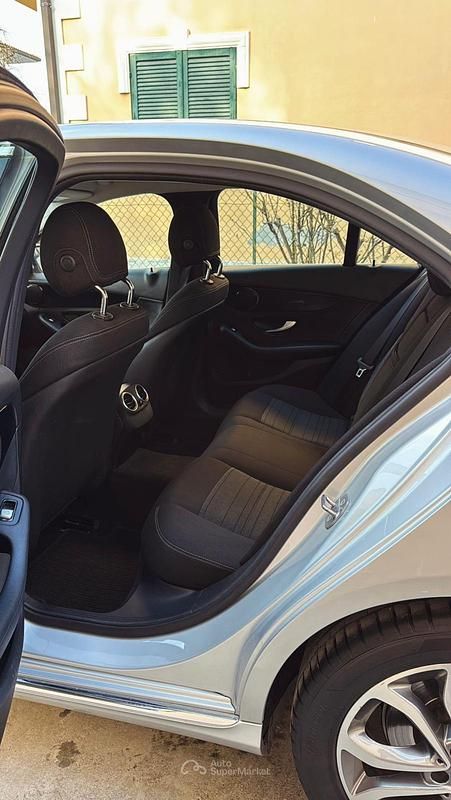 Usata Mercedes C200 136 CV (100 kW) 2017 Argento Berlina