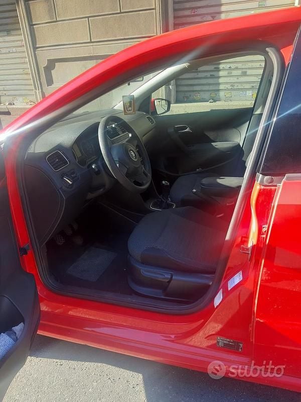 Usata VW Polo 75 CV (55 kW) 2010 Rosso Berlina