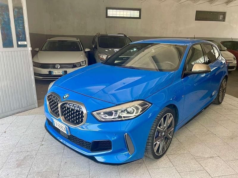 Usata BMW M135 320 CV (235 kW) 2019 Blu/azzurro Utilitaria