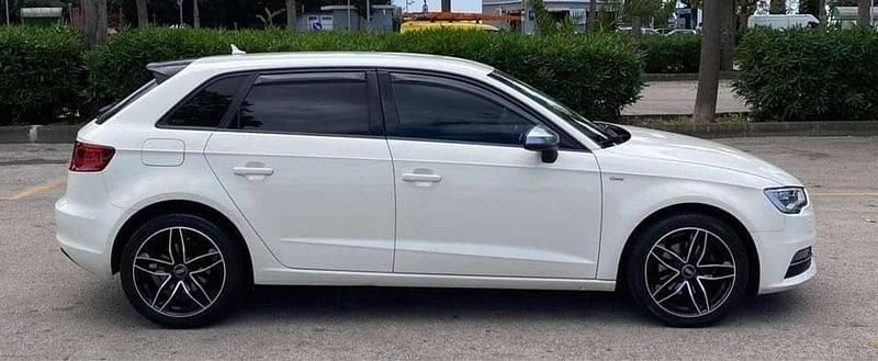 Usata Audi A3 S-line plus 105 CV (77 kW) 2011 Bianco Utilitaria