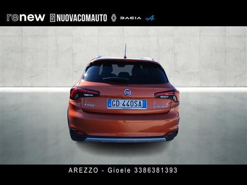 Occasion Fiat Tipo Cross 100 ch (73 kW) 2021 Orange Citadine