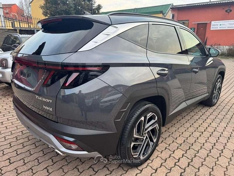 Nuova Hyundai Tucson 179 CV (131 kW) 2026 Grigio SUV