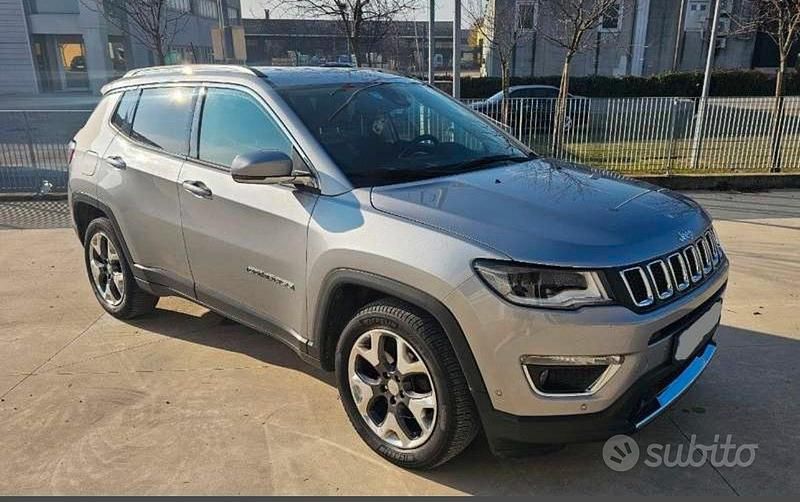 Usata Jeep Compass Limited 120 CV (88 kW) 2018 Grigio SUV