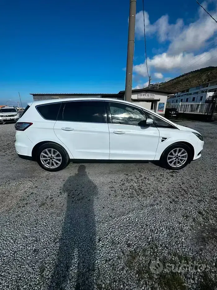 Usata Ford S-MAX S 150 CV (110 kW) 2016 Bianco Monovolume