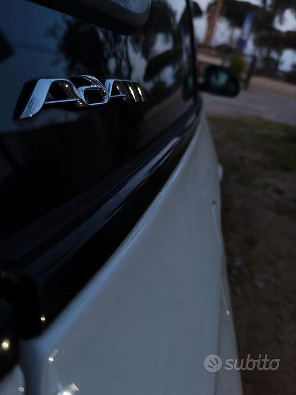 Usata Opel Adam Glam 87 CV (63 kW) 2015 Bianco Utilitaria