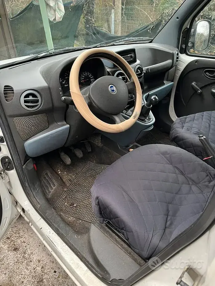 Usata Fiat Doblò 2004 Bianco Monovolume