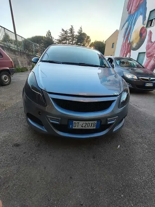 Usata Opel Corsa Sport 90 CV (66 kW) 2009 Utilitaria