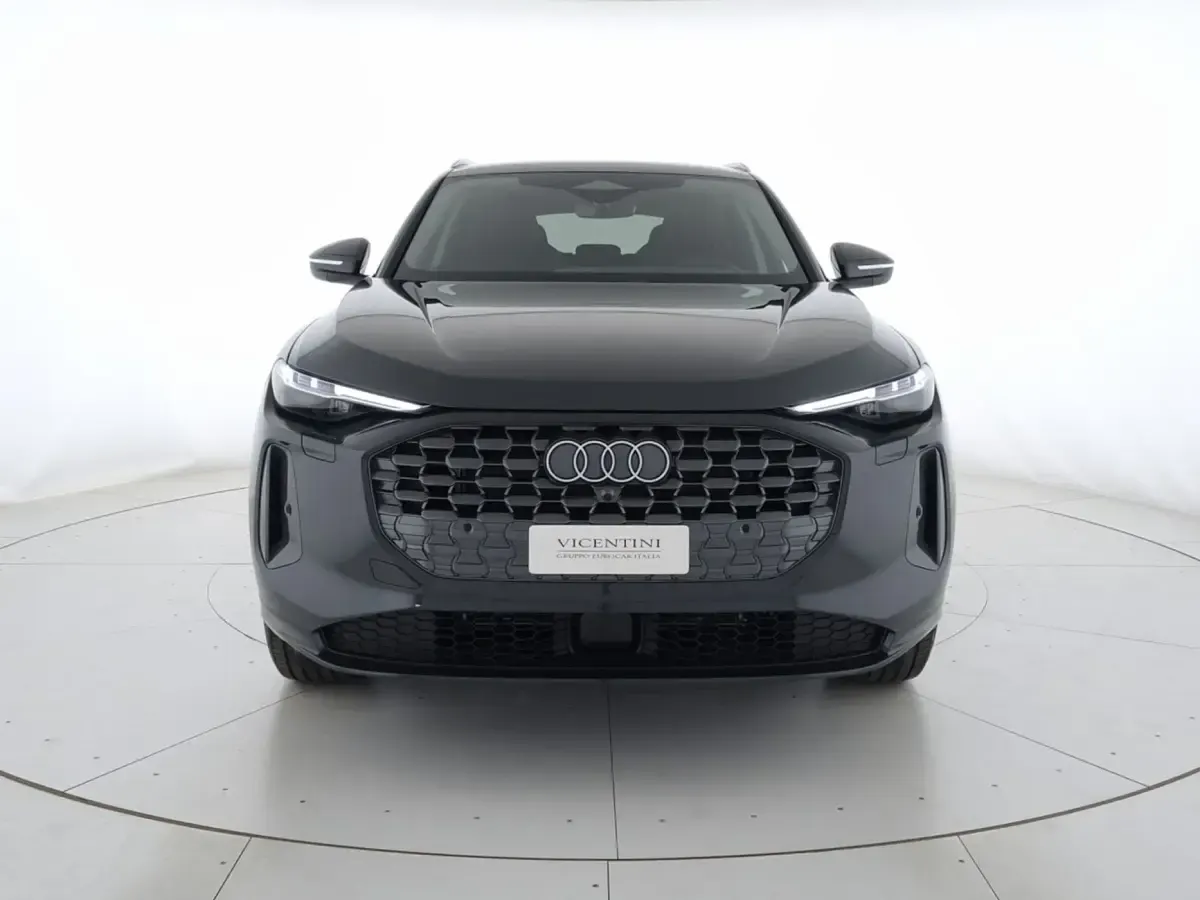Nuova Audi Q5 Advanced 204 CV (150 kW) 2026 Grigio tambora metallico SUV