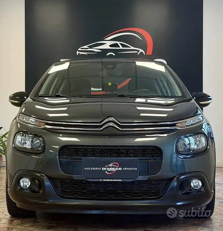 Usata Citroën C3 Shine 75 CV (55 kW) 2017 Grigio Berlina