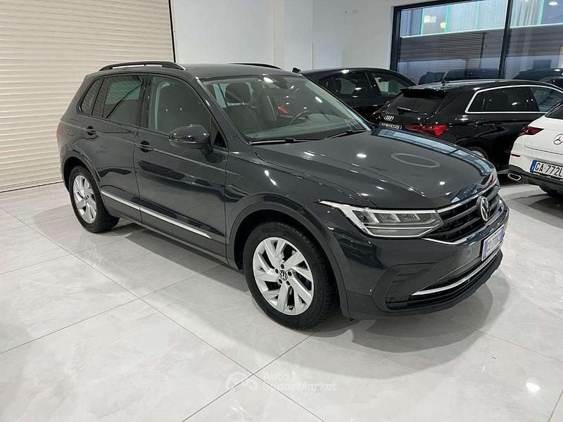 Usata VW Tiguan Advance 150 CV (110 kW) 2020 Grigio scuro SUV