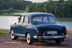 Usata Mercedes 190 80 CV (58 kW) 1960 Blu Berlina