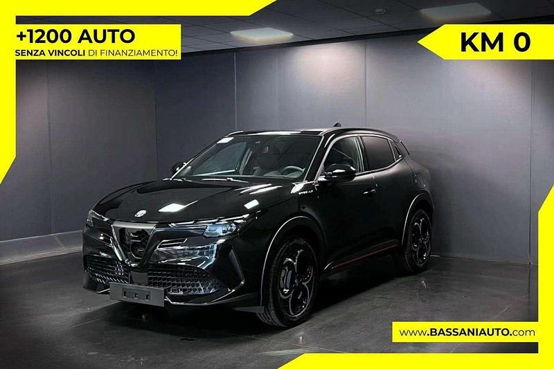 Nero Nuova 2025 Alfa Romeo Junior Edizione Speciale SUV | 28.200 € (Buon prezzo) - Immagine 1/4