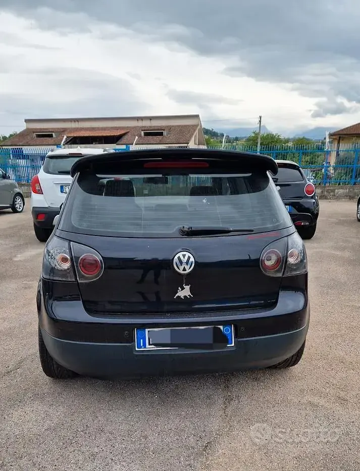 Usata VW Golf IV 105 CV (77 kW) 2004 Nero Station wagon