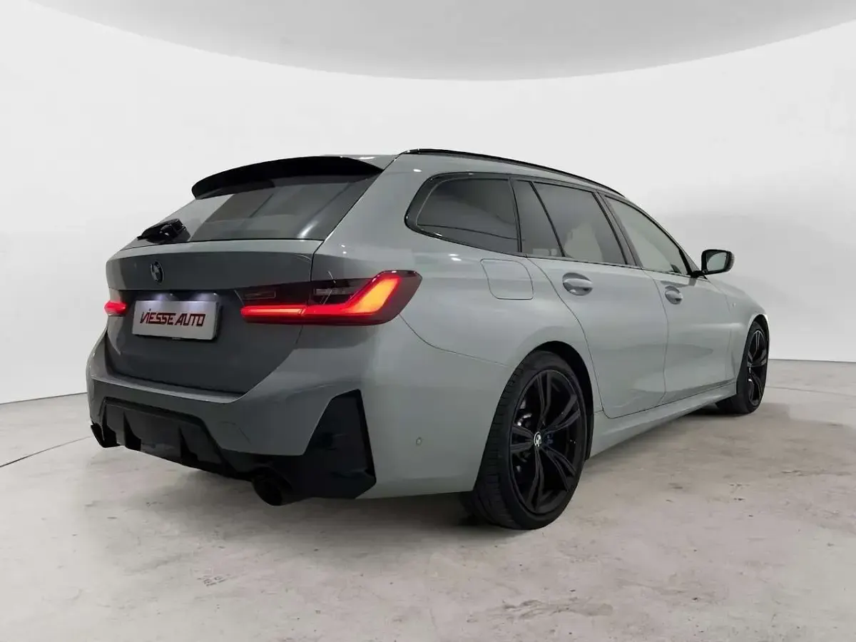 Usata BMW 320 M Sport 190 CV (139 kW) 2024 Grigio Station wagon