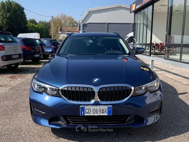 Usata BMW 320 190 CV (139 kW) 2020 Blu/azzurro Station wagon