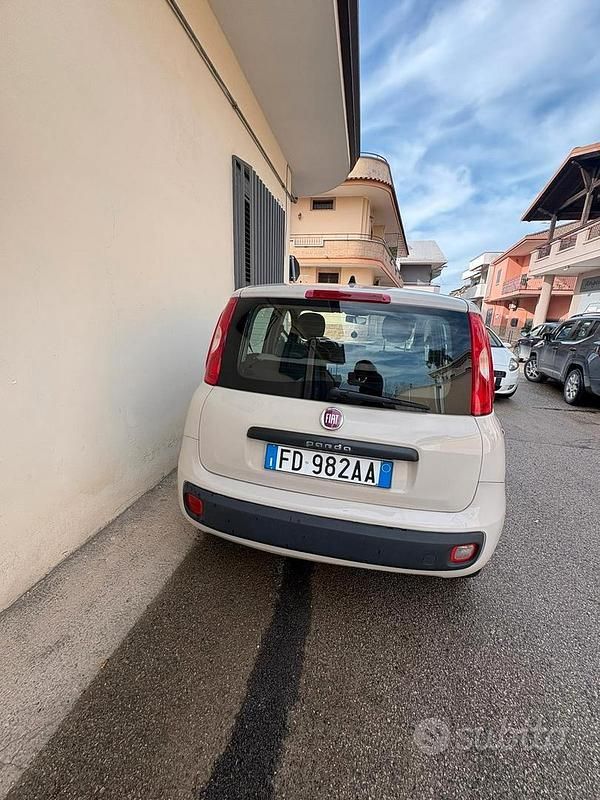 Usata Fiat Panda 69 CV (50 kW) 2016 Bianco Utilitaria