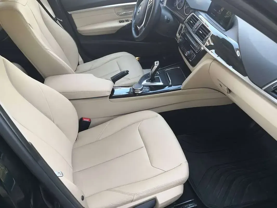 Usata BMW 320 Luxury Line 190 CV (139 kW) 2017 Nero Station wagon