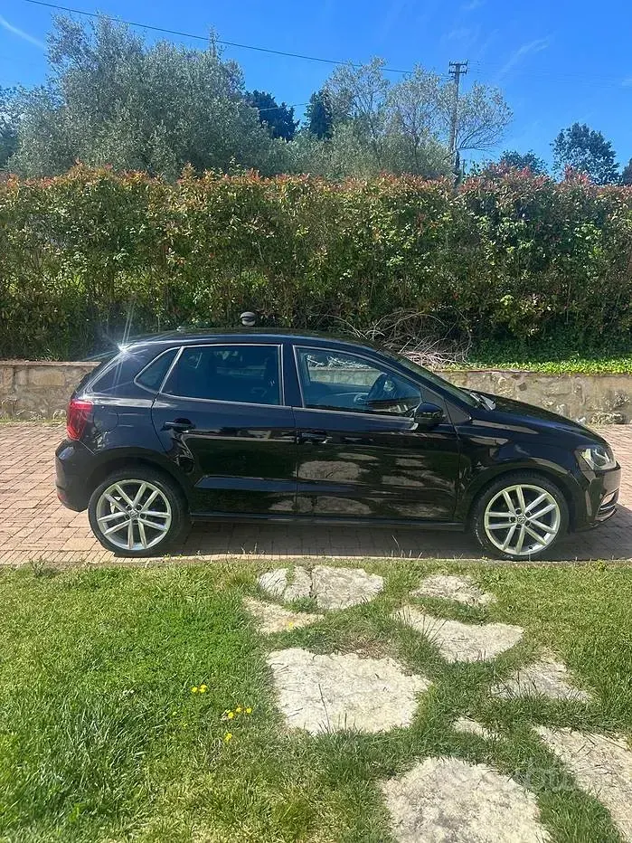 Occasion VW Polo 90 PK (66 kW) 2015 Zwart Sedan