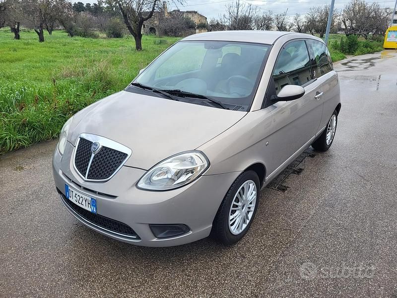 Usata Lancia Ypsilon 60 CV (44 kW) 2008 Utilitaria