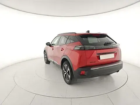 Usata Peugeot 2008 Allure 101 CV (74 kW) 2024 Rosso SUV