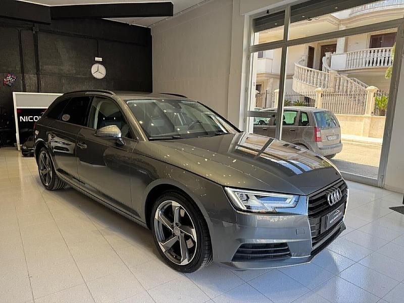 Usata Audi A4 Business 150 CV (110 kW) 2019 Grigio Berlina