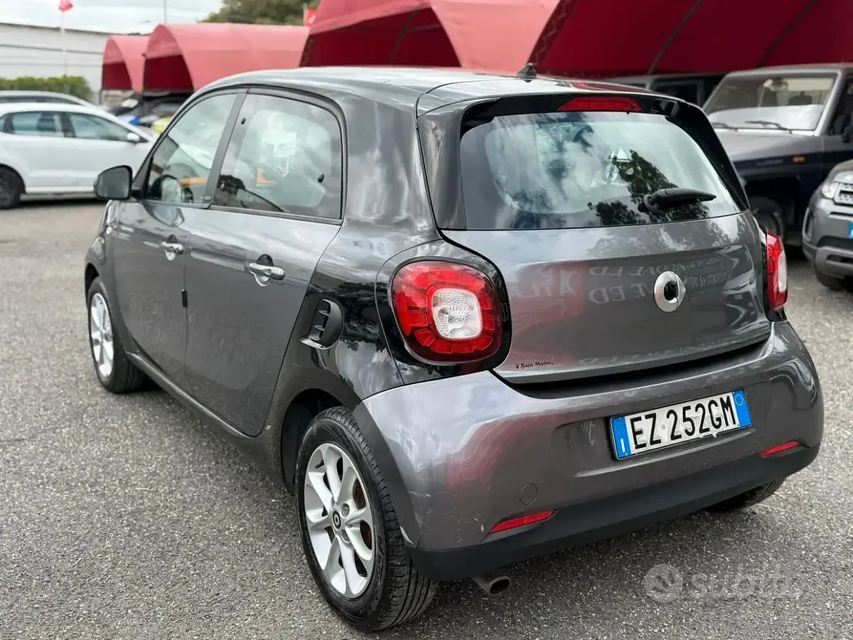 Occasion Smart ForFour Passion 71 ch (52 kW) 2015 Gris Citadine