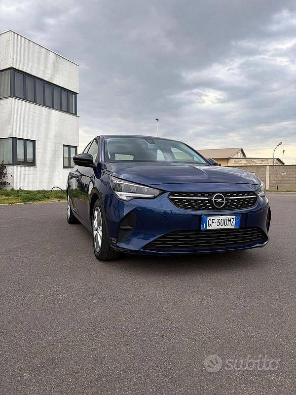 Usata Opel Corsa Elegance 101 CV (74 kW) 2021 Blu Utilitaria