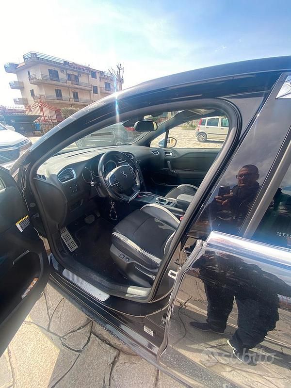 Gebraucht DS Automobiles DS4 114 PS (83 kW) 2014 Schwarz Kleinwagen