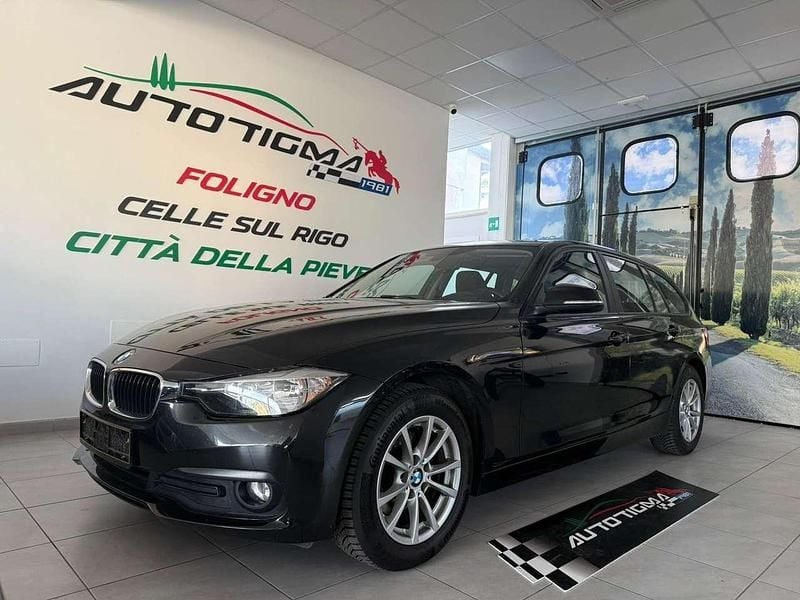 Nero Usata 2016 BMW 318 Station wagon | 10.900 € (Buon prezzo) - Immagine 1/4