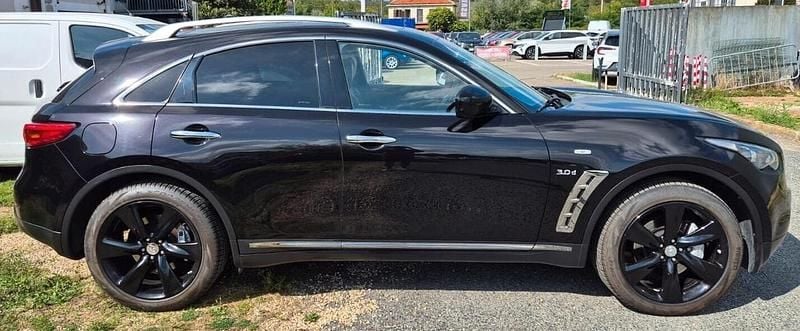 Nero Usata 2014 Infiniti QX70 Premium SUV | 18.500 € (Buon prezzo) - Immagine 1/4