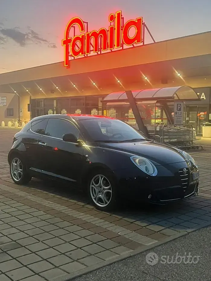 Usata Alfa Romeo MiTo 120 CV (88 kW) 2011 Nero Utilitaria