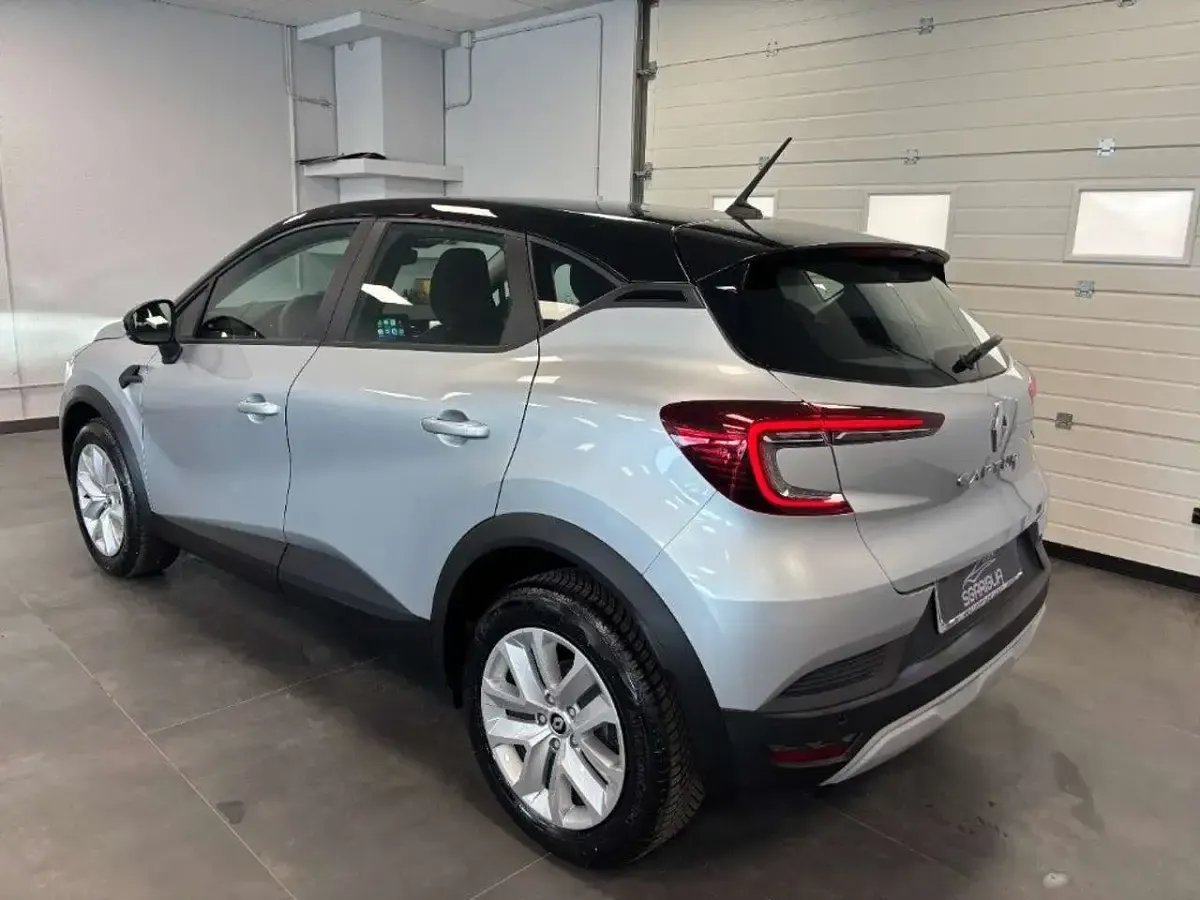Nuova Renault Captur Equilibre 101 CV (74 kW) 2025 Grigio SUV