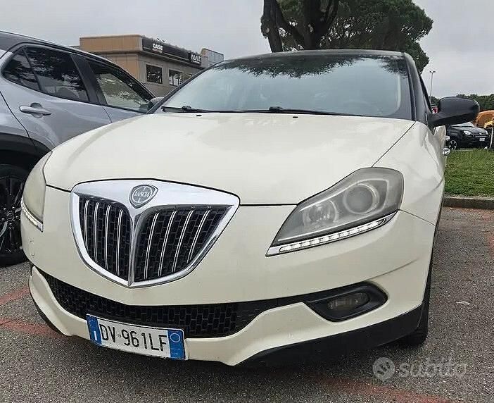 Usata Lancia Delta 120 CV (88 kW) 2009 Bianco Utilitaria