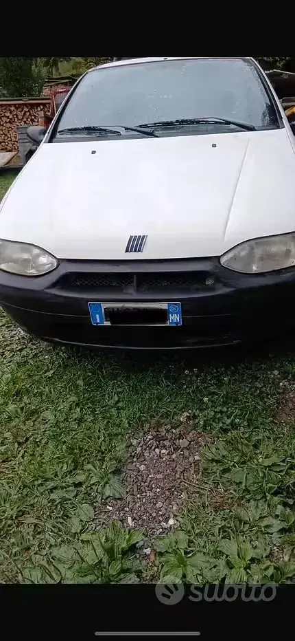Usata Fiat Strada 63 CV (46 kW) 2002