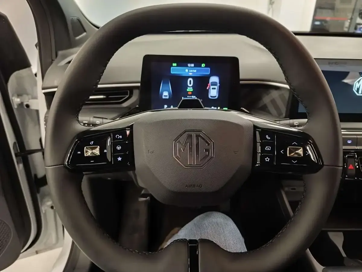 Nuova MG MG3 Luxury 194 CV (142 kW) 2026 Bianco Utilitaria
