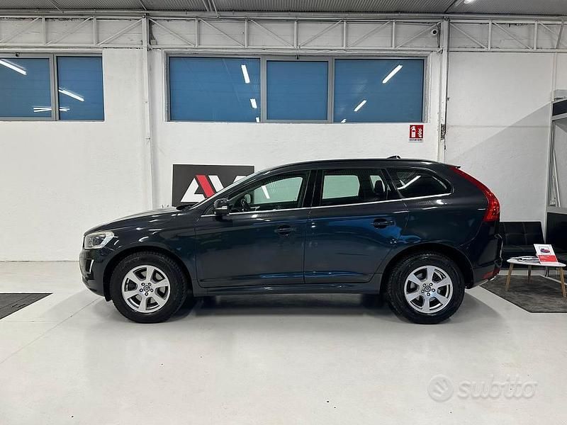 Usata Volvo XC60 Momentum 181 CV (133 kW) 2014 Gray SUV