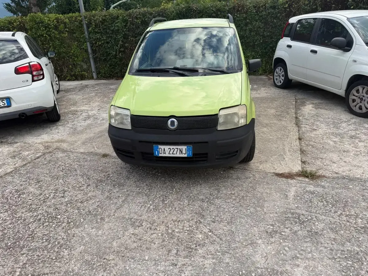 Usata Fiat Panda 69 CV (50 kW) 2006 Utilitaria