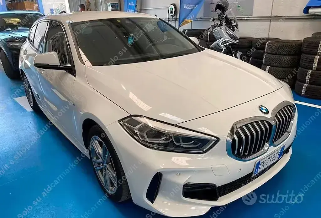 Usata BMW 116 M Sport 116 CV (85 kW) 2022 Bianco Utilitaria