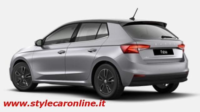 Usata Skoda Fabia Style 80 CV (58 kW) 2023 Argento metallizzato Utilitaria
