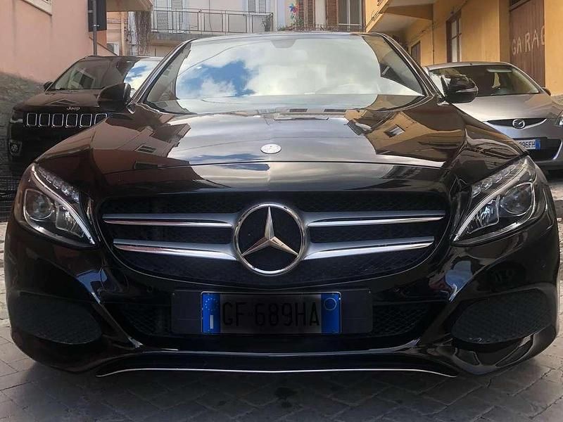 Usata 2017 Mercedes C200 Executive Tre volumi | 17.000 € (Molto cara) - Immagine 1/4