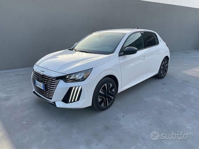 Usata Peugeot 208 Allure 145 CV (106 kW) 2024 Bianco Utilitaria