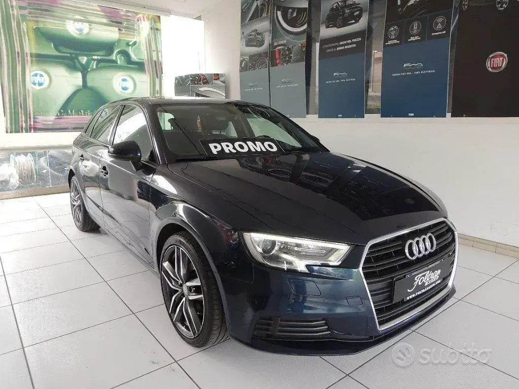 Usado Audi A3 150 CV (110 kW) 2020 Azul Berlina