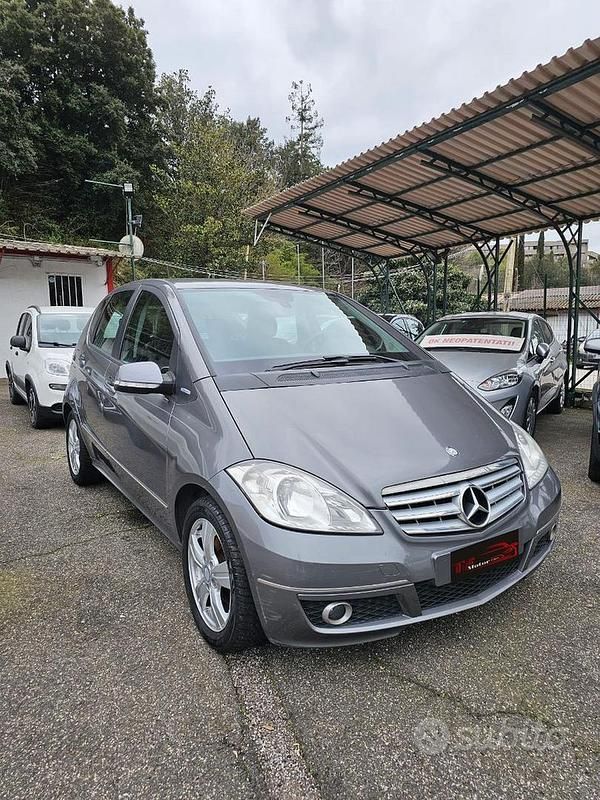Usata Mercedes A160 2011 Grigio Berlina