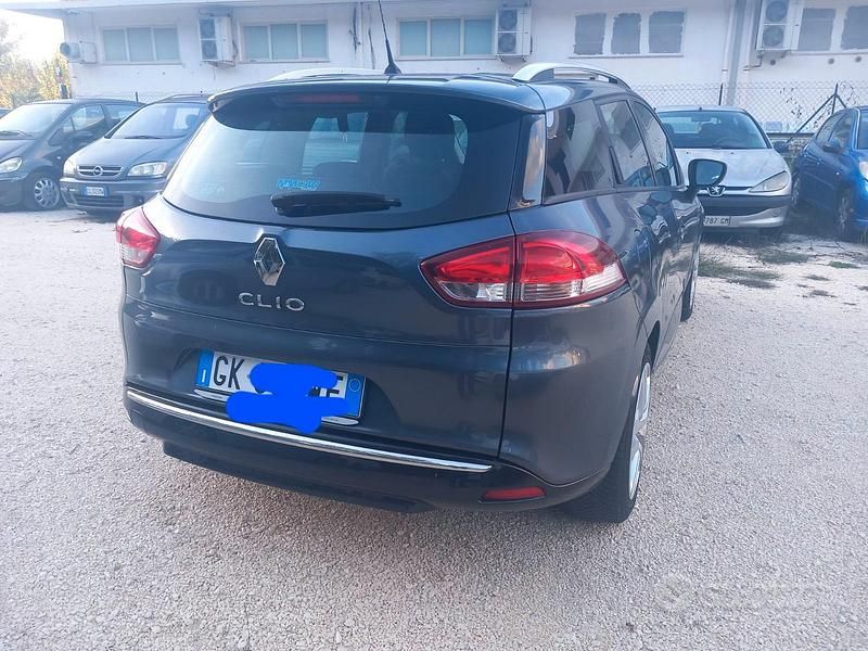 Usata Renault Clio GrandTour 90 CV (66 kW) 2019 Blu Station wagon