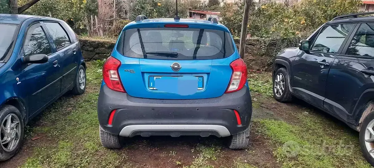 Usata Opel Karl Rocks 75 CV (55 kW) 2018 Blu Utilitaria