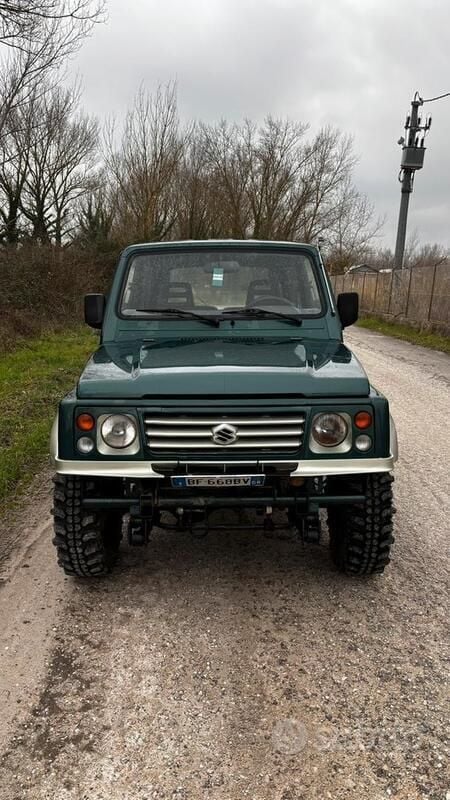 Usata Suzuki Samurai 63 CV (46 kW) 1999 Verde SUV