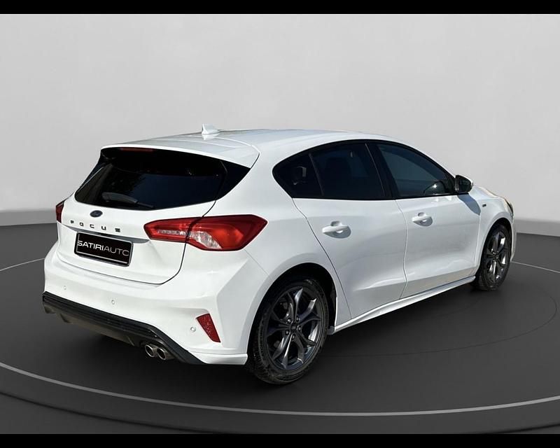 Usata Ford Focus ST-Line 120 CV (88 kW) 2021 Bianco Berlina