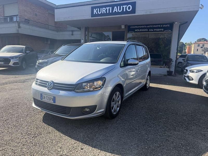 Usata VW Touran Trendline 105 CV (77 kW) 2013 Grigio Monovolume
