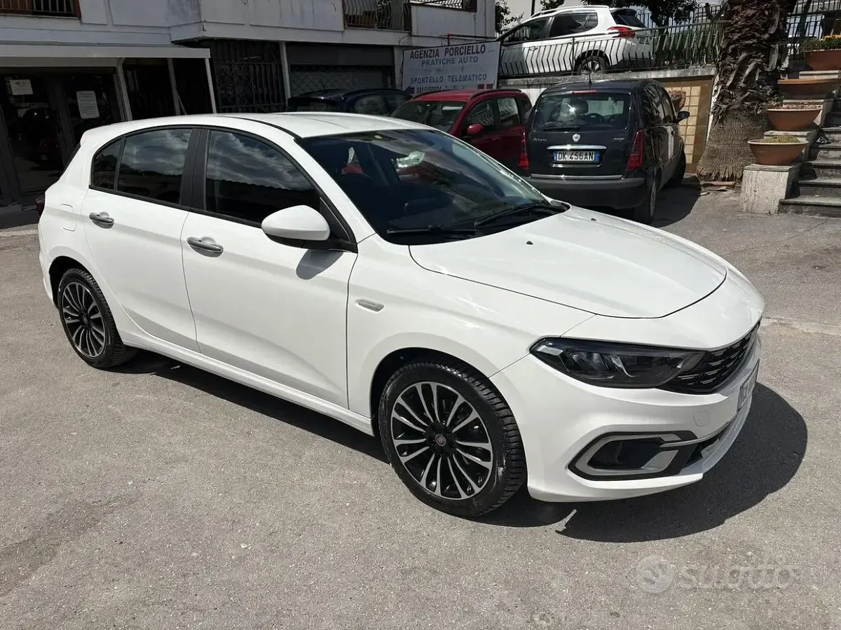 Usata Fiat Tipo 120 CV (88 kW) 2022 Bianco Berlina
